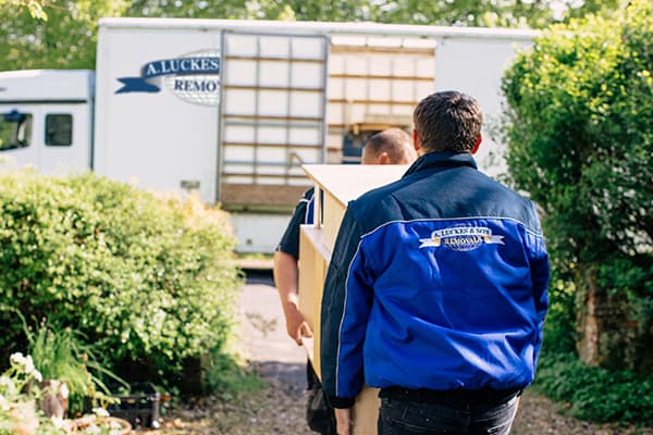 A. Luckes and Son Removals & Storage LTD image 2