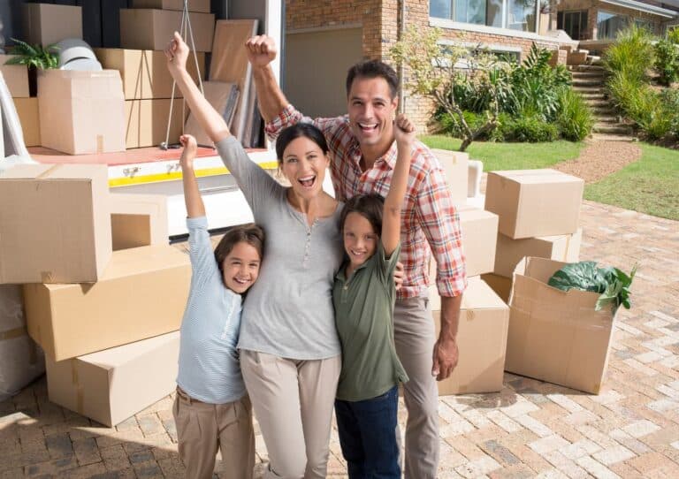 A Mother's Touch Movers image 1