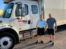 Budget Movers - Glendale logo