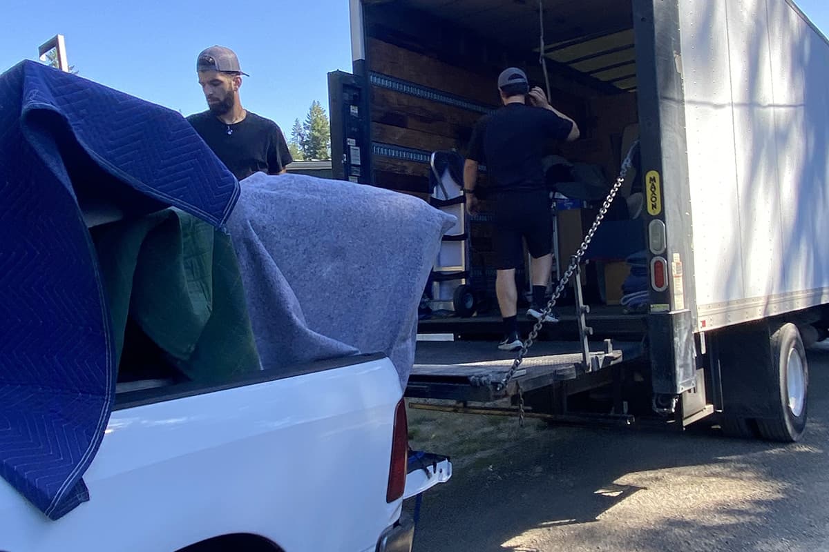 Davies Moving & Distribution LLC image 2