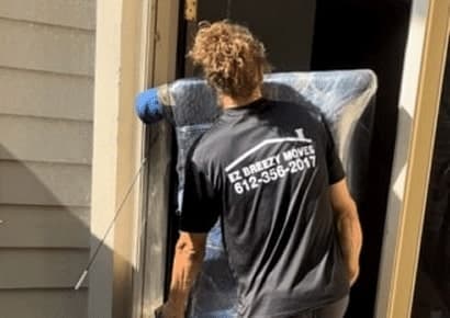 EZ Breezy Movers image 2