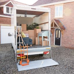 Go Forth Removals logo