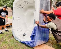 Green Gorilla Movers LLC logo