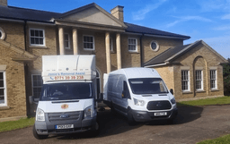 Jamies Removal Assist logo