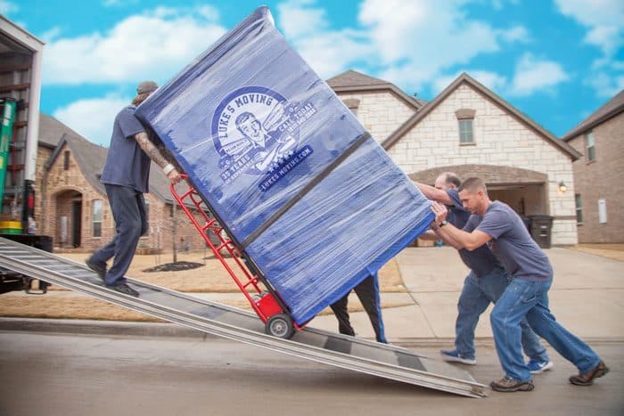 Lukes Moving Services - Hurst image 2