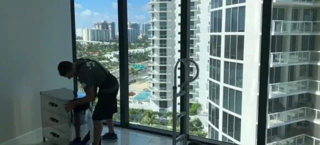 Miami Movers For Less image 3