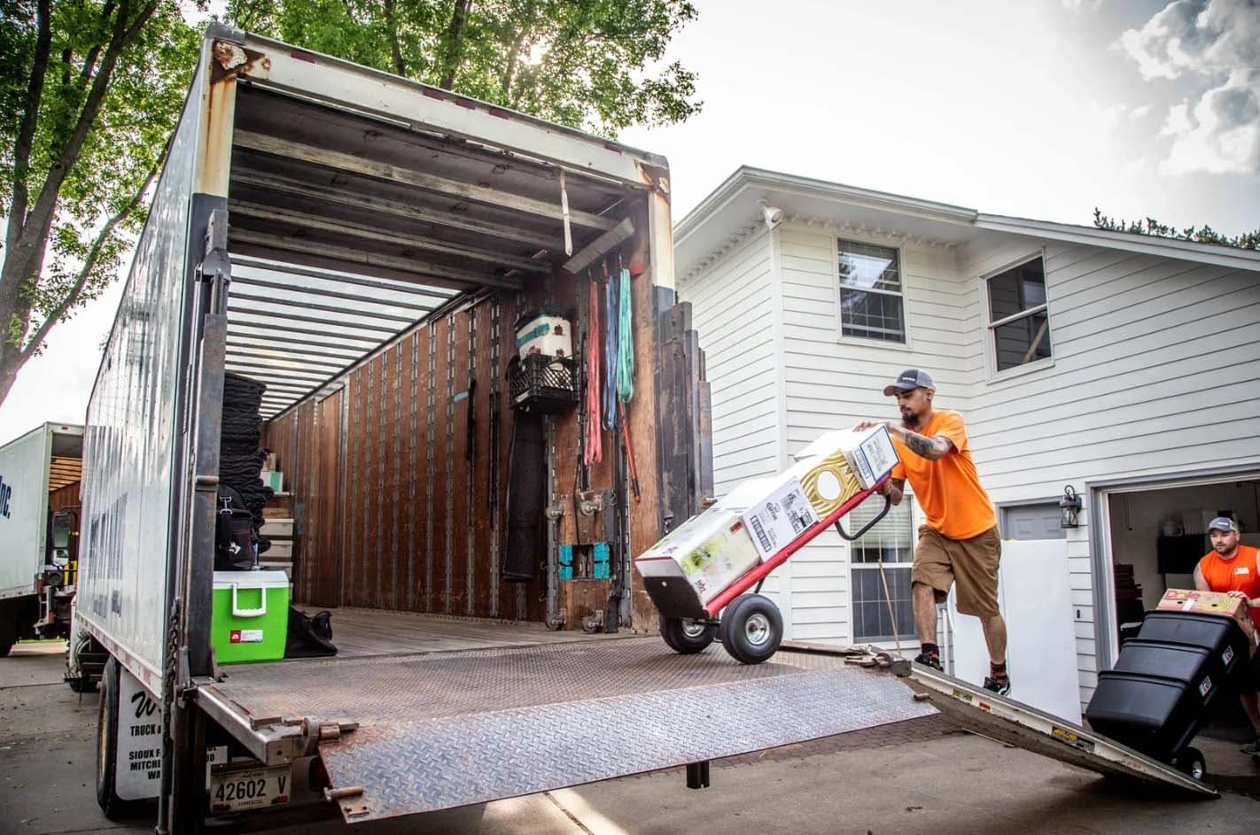 Movin On Out Inc - Mover, Relocation - Sioux Falls SD image 1