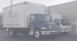 Murphy Family Movers logo