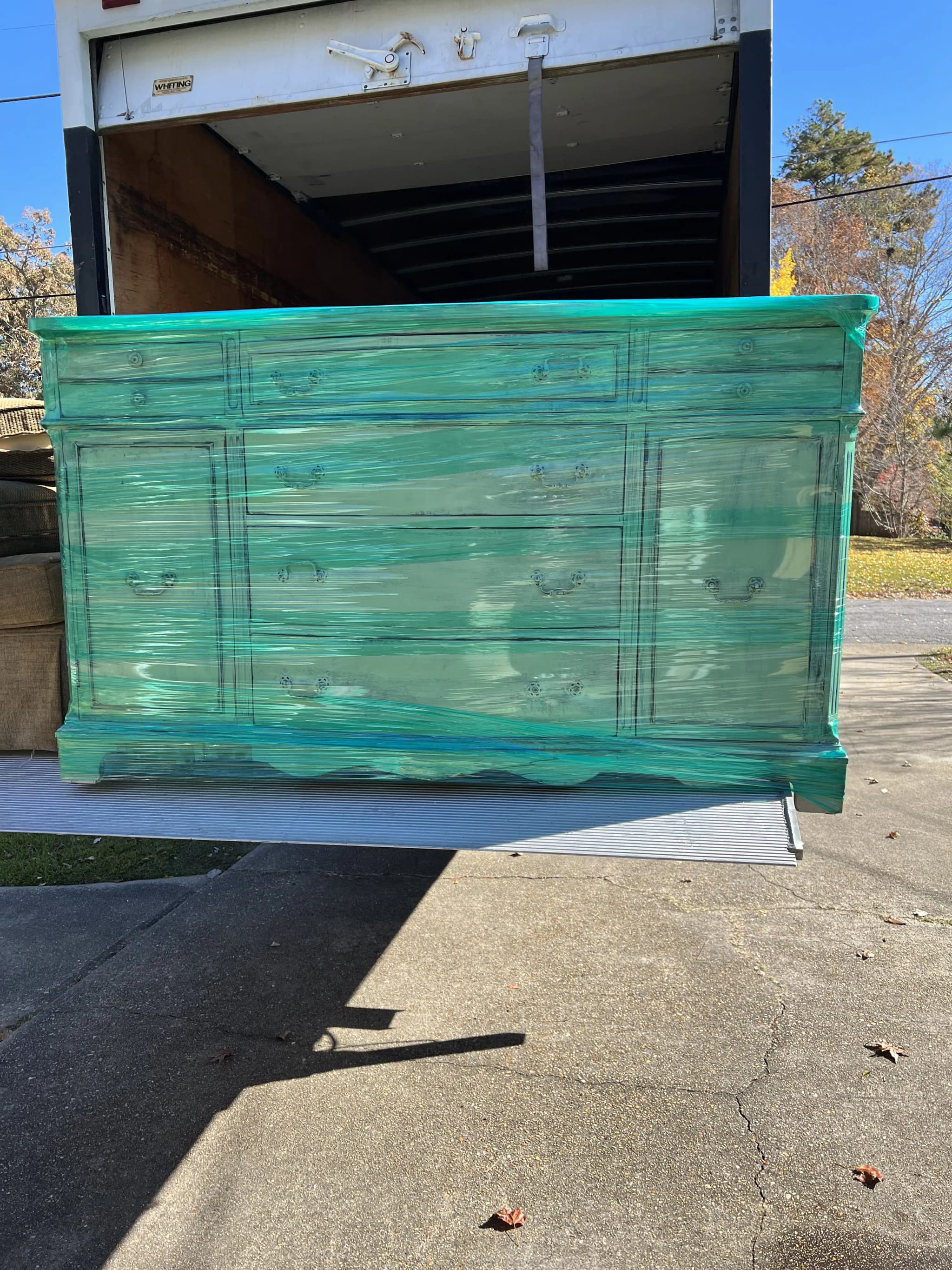 On The Go Professional Movers image 1