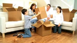 Reliable Moving logo
