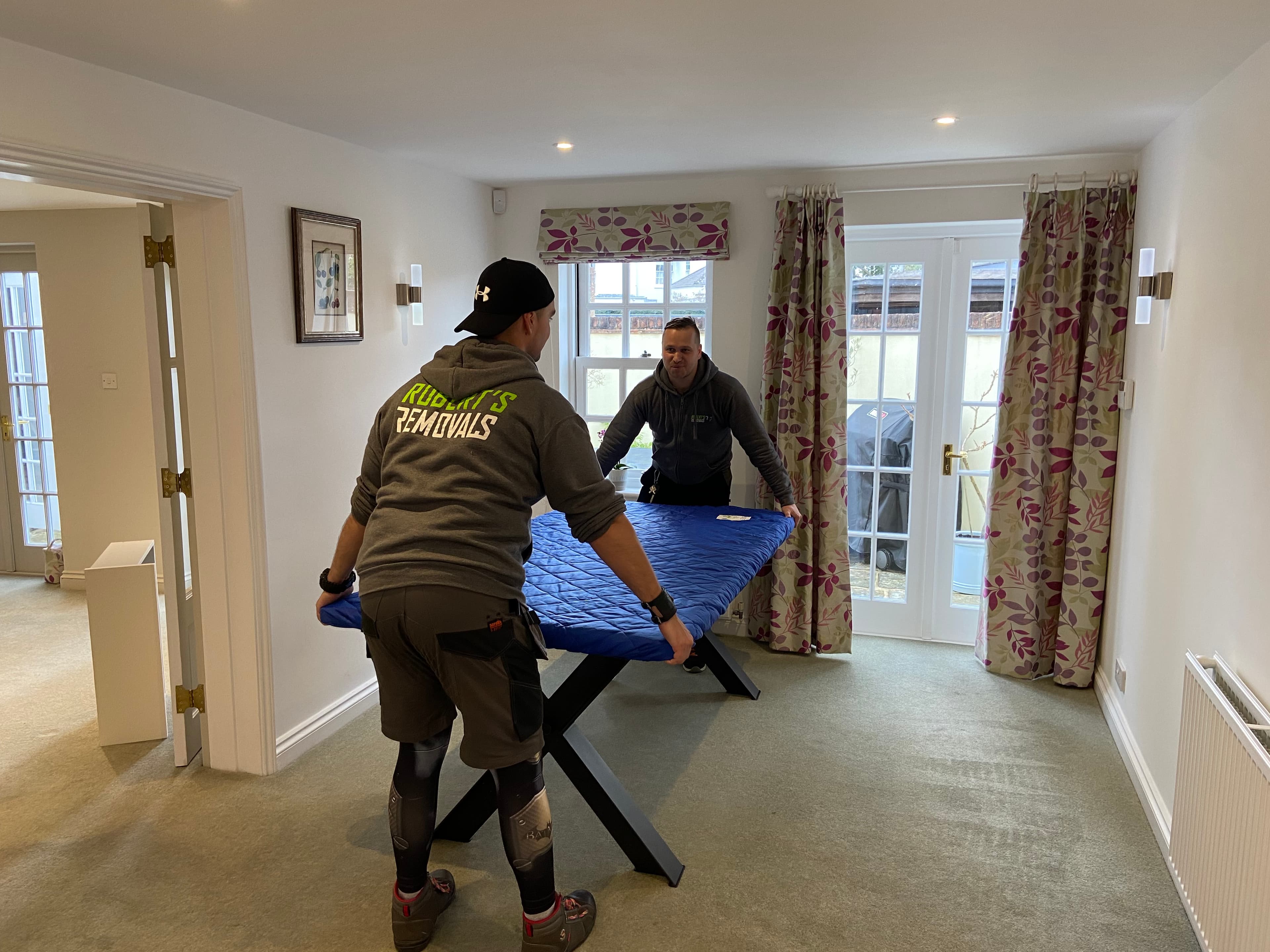 Robert's Removals & Storage image 1