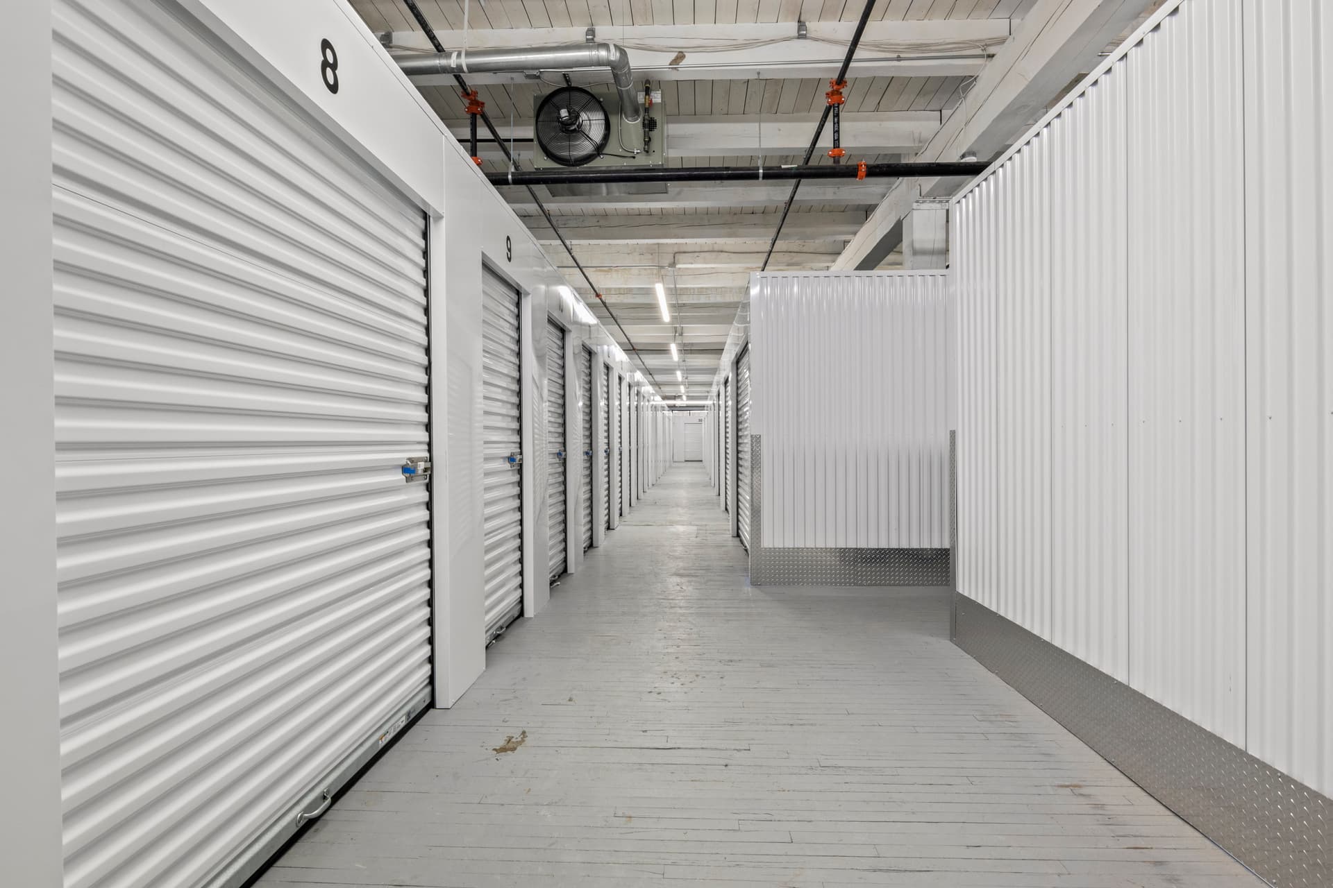 rocINDOORstorage.com image 1