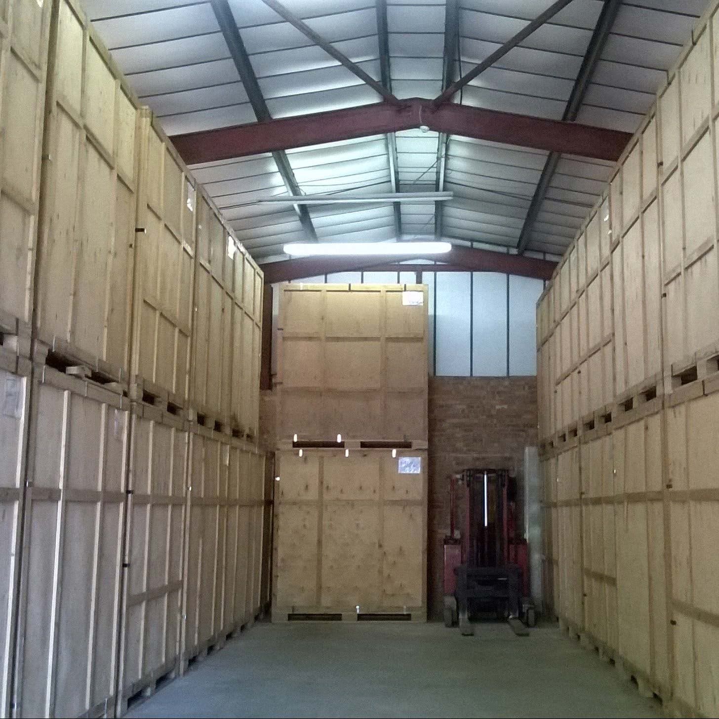 S W LEACH and SONS Removals and Storage image 2