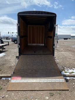 Simply Moving Trailers logo