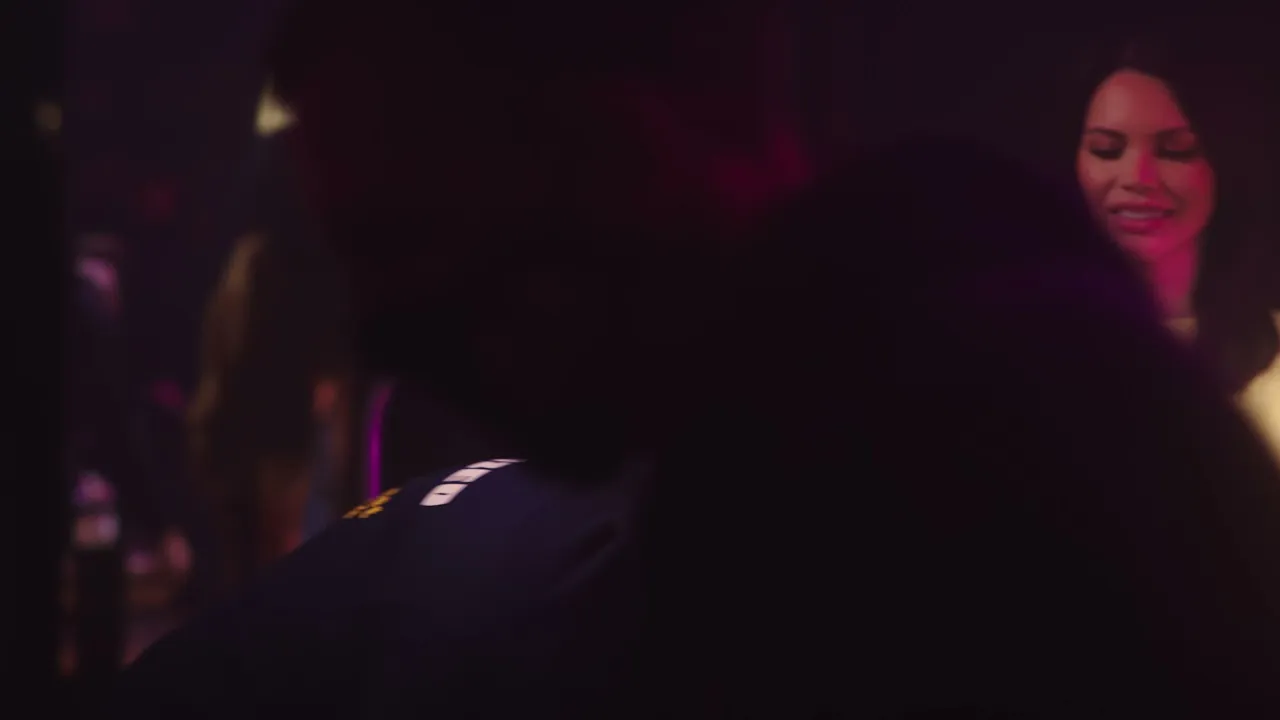 SOS Moving image 4