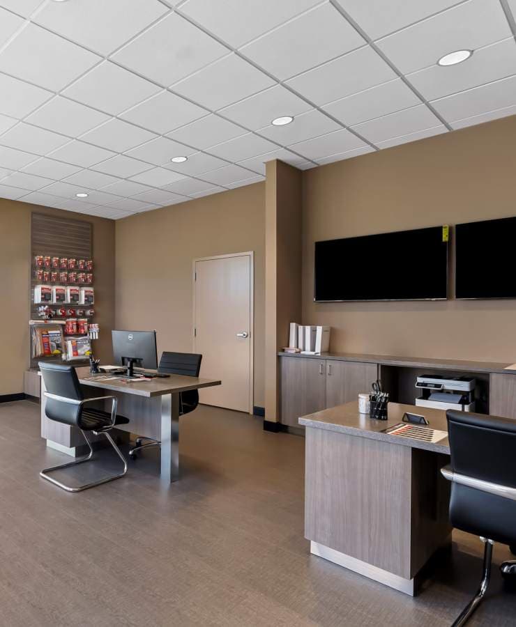 StorQuest Express - Self Service Storage image 1