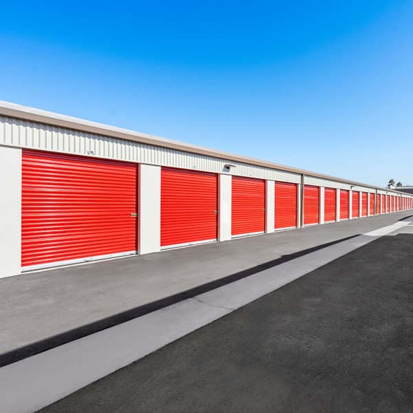 StorQuest Express - Self Service Storage image 3