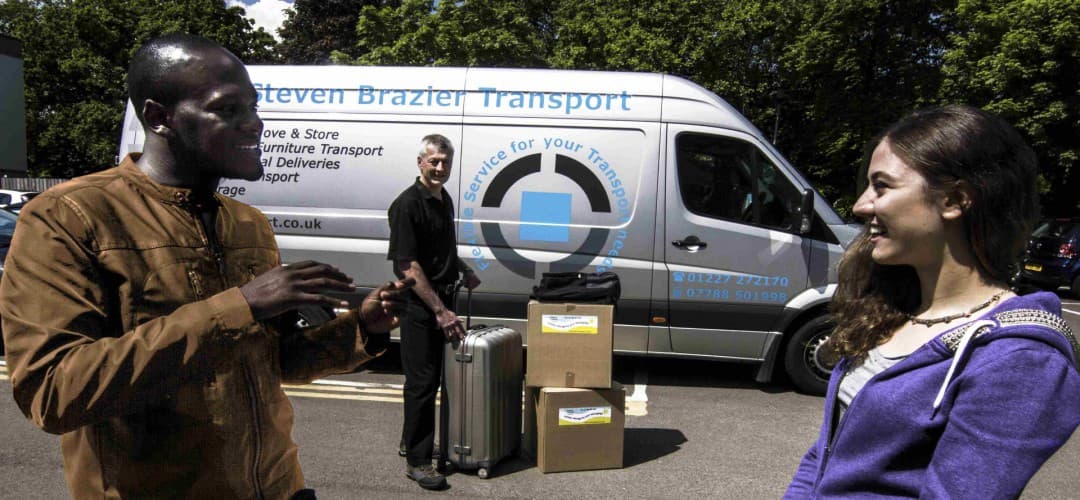 Student Move & Store image 1