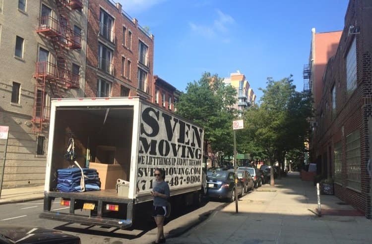 Sven Moving image 2