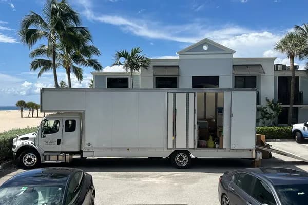 The Moving Company image 4