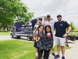 Tri-Star Moving logo