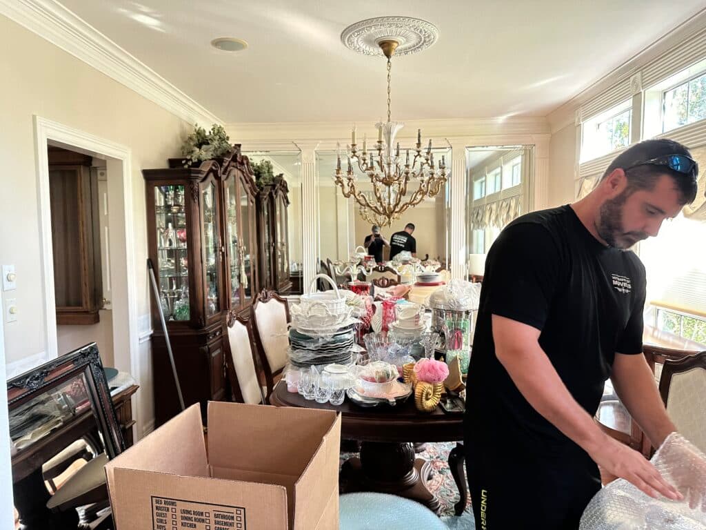 Veteran's Best Movers image 3